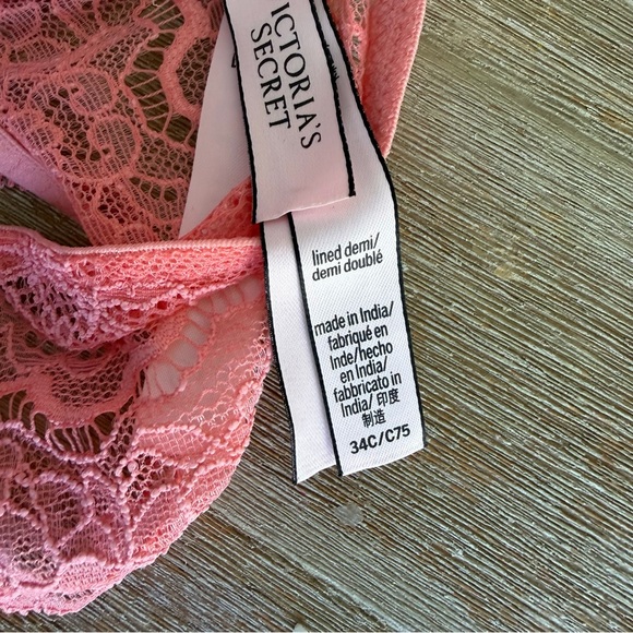NWOT Victoria’s Secret 34 C Pink Lace Racerback Bra - Picture 6 of 6